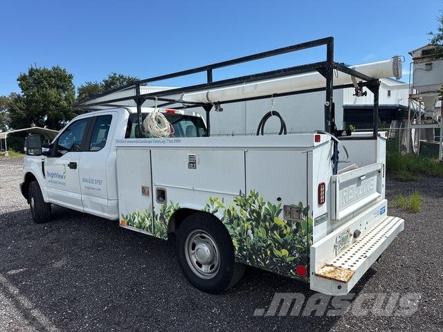 Ford F-250 Caja abierta/laterales abatibles