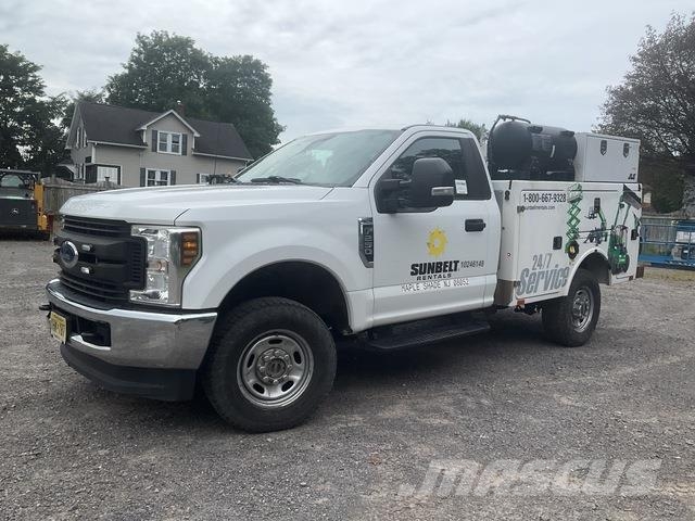 Ford F-250 Pojazdy komunalne