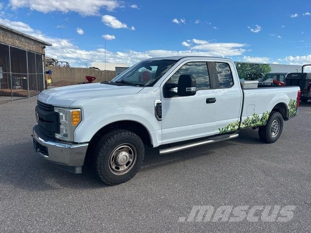 Ford F-250 Nakladacia/sklápacia bočnica