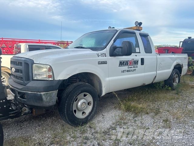 Ford F-250 Pickup/Pritschenwagen