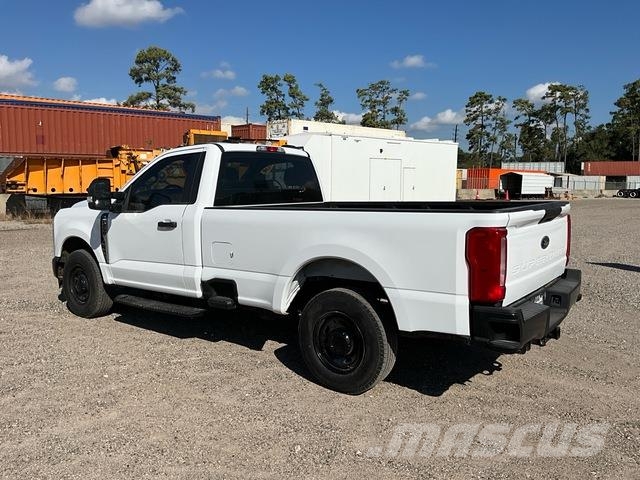 Ford F-250 Caja abierta/laterales abatibles