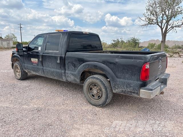 Ford F-250 Super Duty 皮卡.傳統半斗卡車/側卸板