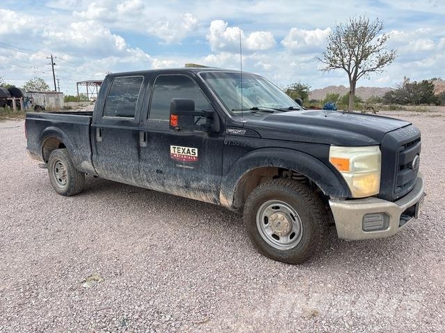 Ford F-250 Super Duty 皮卡.傳統半斗卡車/側卸板