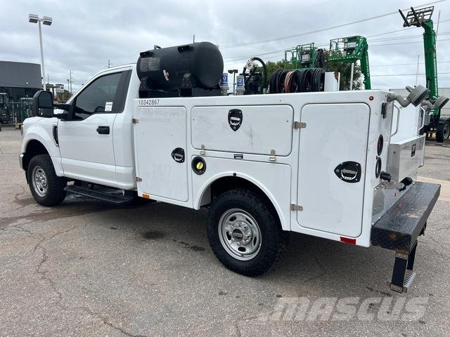 Ford F-250 Super Duty Комунальні автомобілі / автомобілі загального призначення