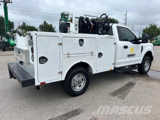 Ford F-250 Super Duty Комунальні автомобілі / автомобілі загального призначення