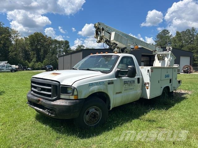 Ford F-350 Plataformas aéreas montadas em caminhão
