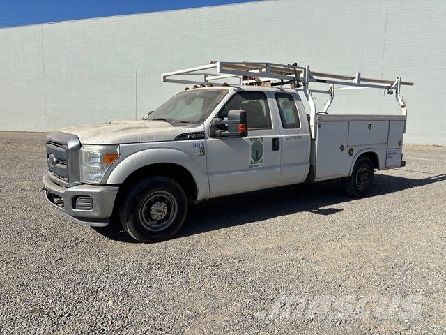 Ford F-350 Бортовые фургоны