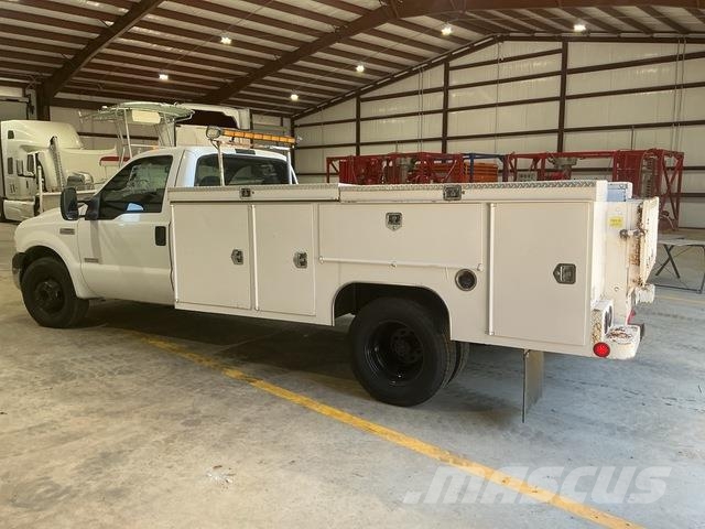Ford F-350 شاحنات خفيفة/مفصلية الجوانب