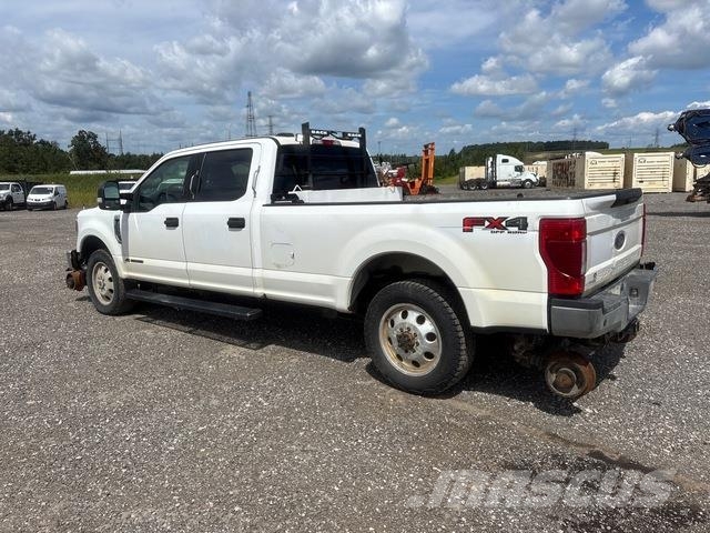 Ford F-350 Vieglais kravas automobilis/izkraušana no sāniem