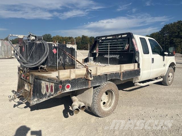 Ford F-350 Tovornjaki s kesonom/platojem
