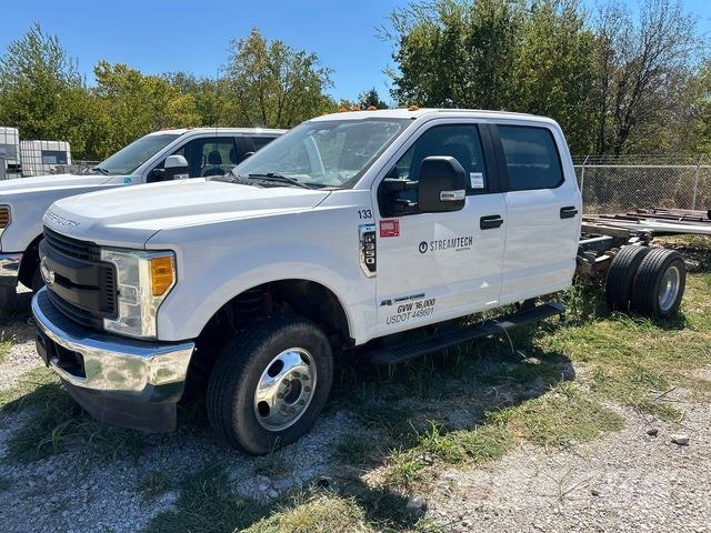 Ford F-350 Super Duty 캐빈 및 인테리어