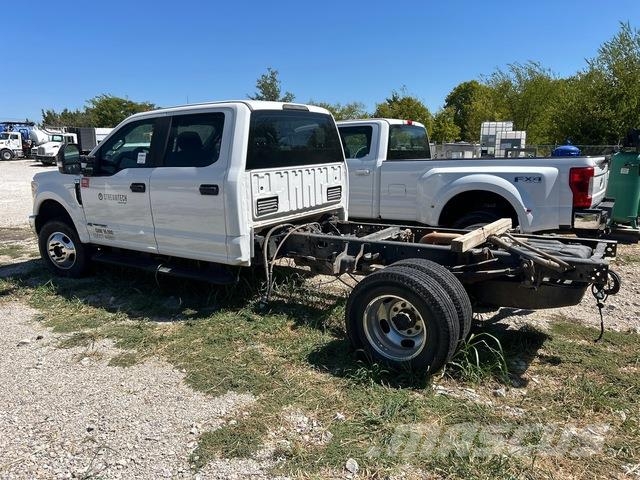 Ford F-350 Super Duty 캐빈 및 인테리어