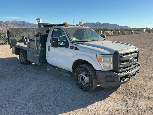 Ford F-350 Super Duty XL Lastbil med lad/Flatbed