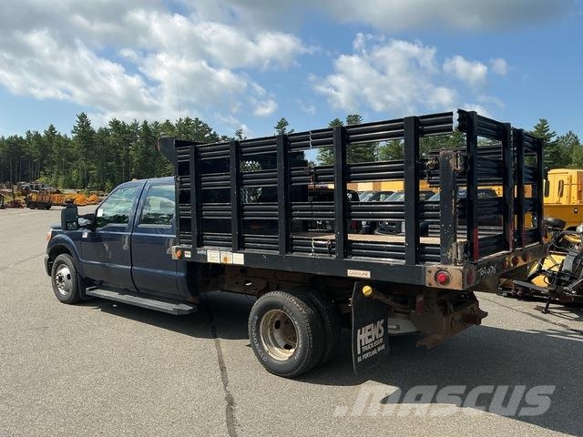 Ford F-350 Super Duty XL Flatbed/Dropside trucks