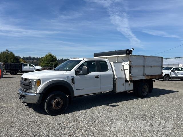 Ford F-450 Sklápěče