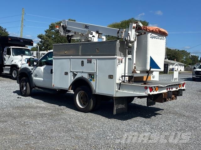 Ford F-450 Lastbilmonterede lifte