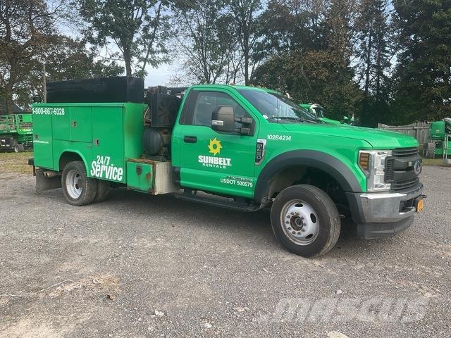 Ford F-450 Комбинированные дорожные машины