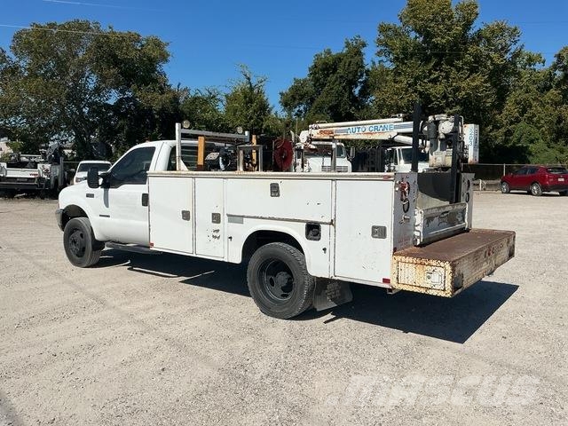 Ford F-450 Municipal / general purpose vehicles