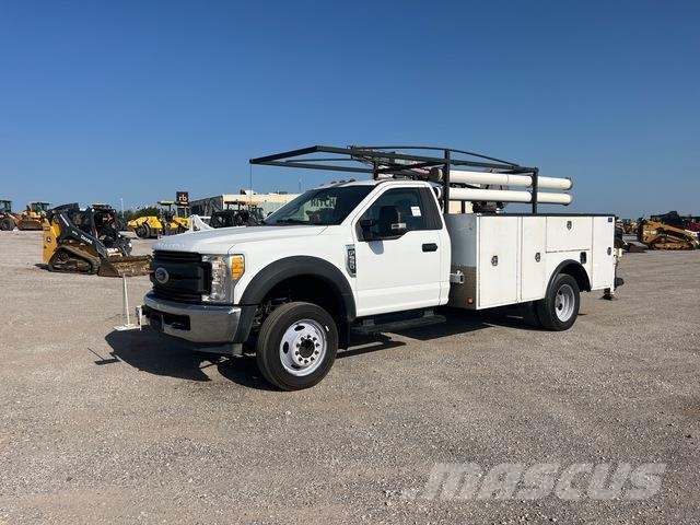 Ford F-550 مركبات الأغراض العامة