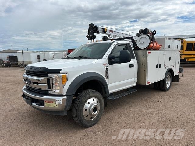 Ford F-550 مركبات الأغراض العامة