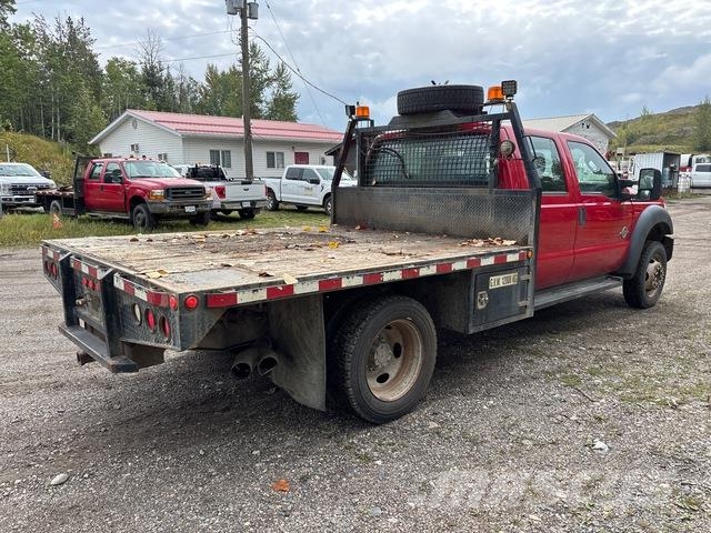 Ford F-550 Φορτηγά Kαρότσα με ανοιγόμενα πλαϊνά