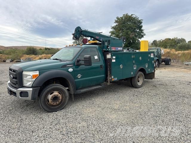 Ford F-550 Municipal/vehicul cu uz general