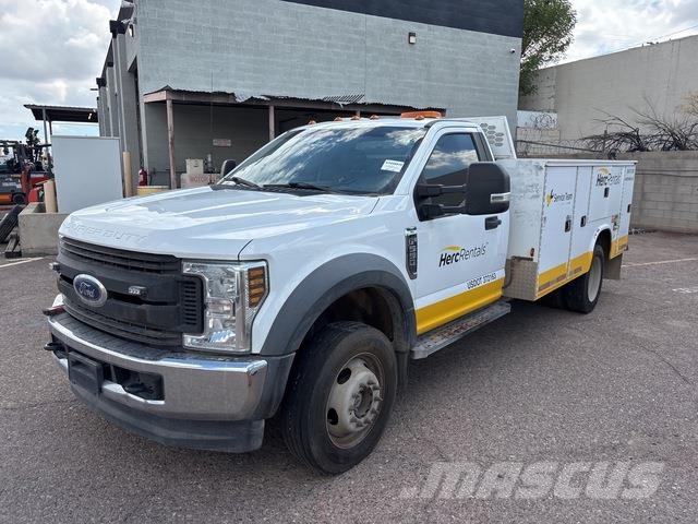 Ford F-550 多目的/汎用車両
