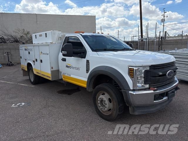 Ford F-550 مركبات الأغراض العامة