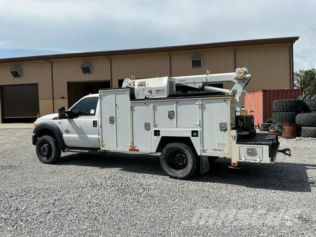 Ford F-550 مركبات الأغراض العامة