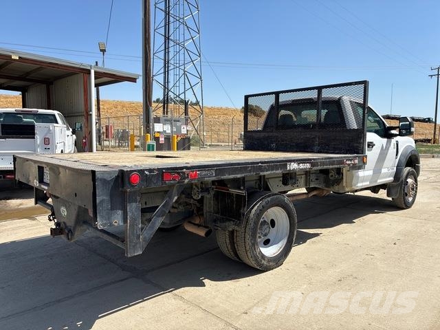 Ford F-550 Platformas/izkraušana no sāniem