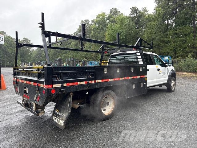 Ford F-550 Flatbed / Dropside trucks