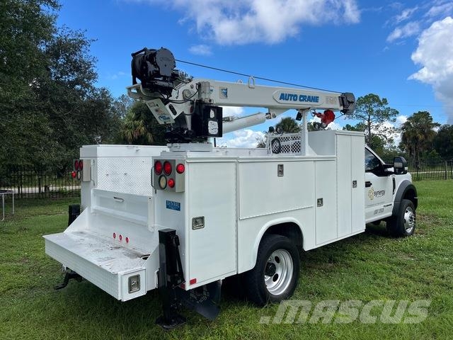 Ford F-550 Комбинированные дорожные машины