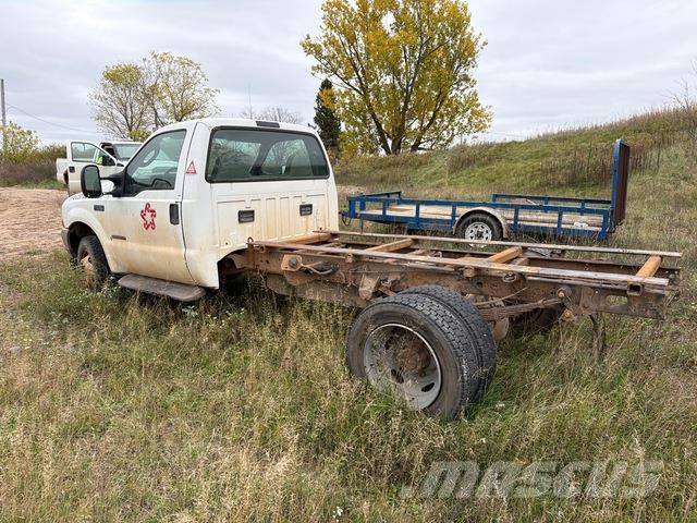 Ford F-550 Hytter och interiör