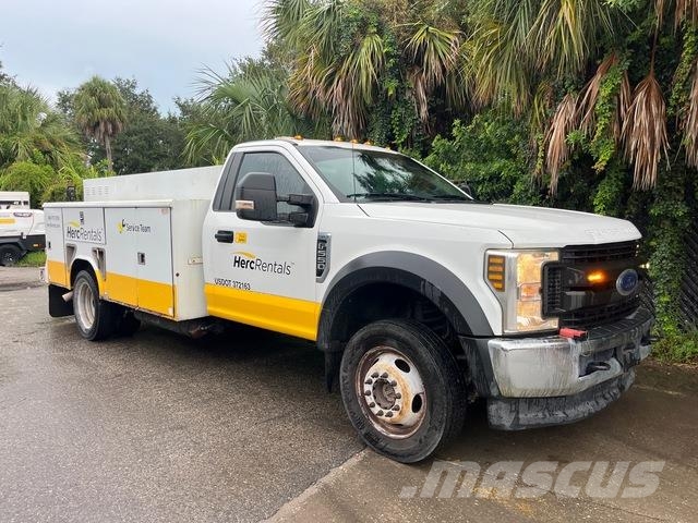 Ford F-550 مركبات الأغراض العامة