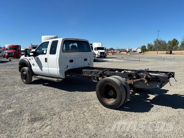 Ford F-550 Cabinas