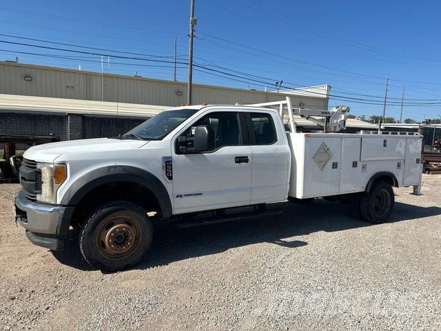 Ford F-550 Pilsētas atkritumvedēji