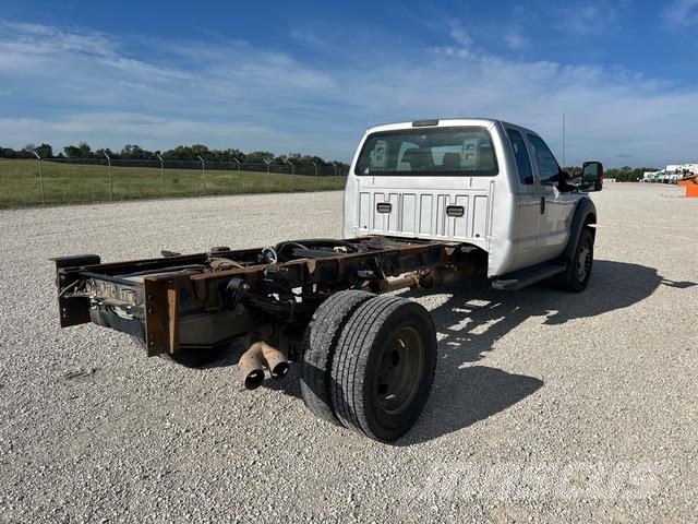 Ford F-550 Cabinas