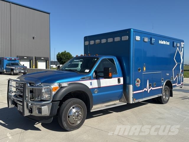 Ford F-550 Super Duty Ambulanse