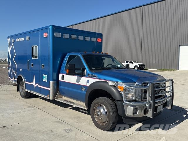 Ford F-550 Super Duty Ambulanse