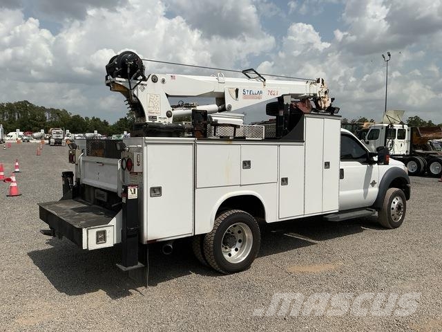 Ford F-550 Super Duty Комунальні автомобілі / автомобілі загального призначення