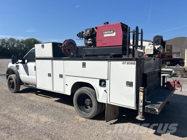 Ford F-550 Super Duty Komunalna vozila