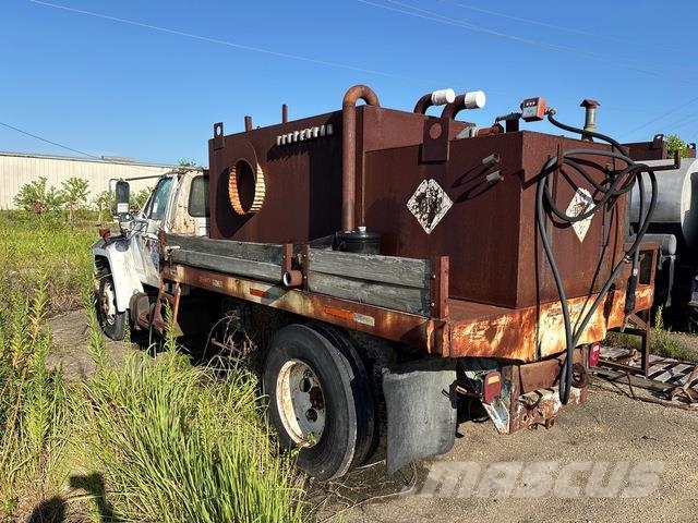 Ford F-600 Kamioni cisterne