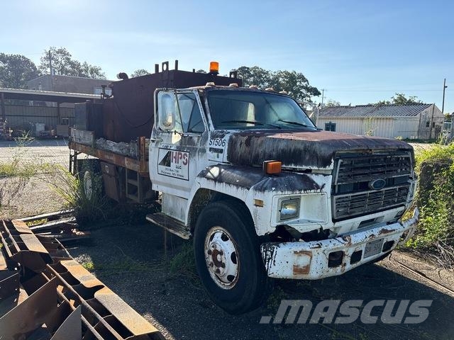 Ford F-600 Kamioni cisterne
