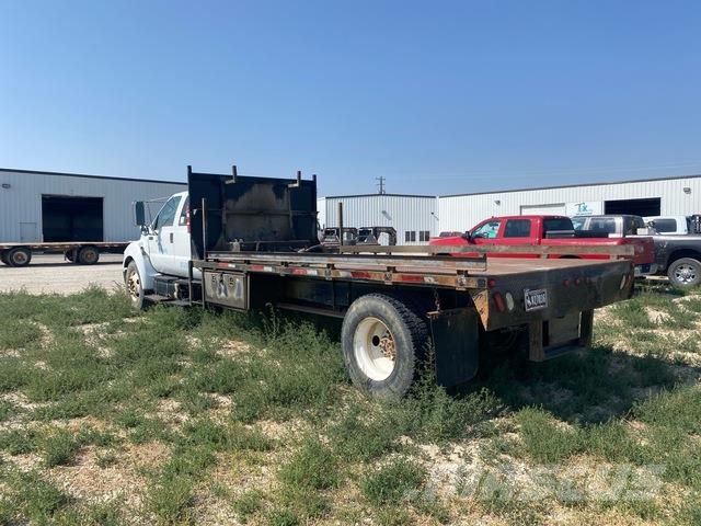 Ford F-650 Бордови