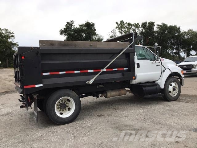 Ford F-650 Camion benne