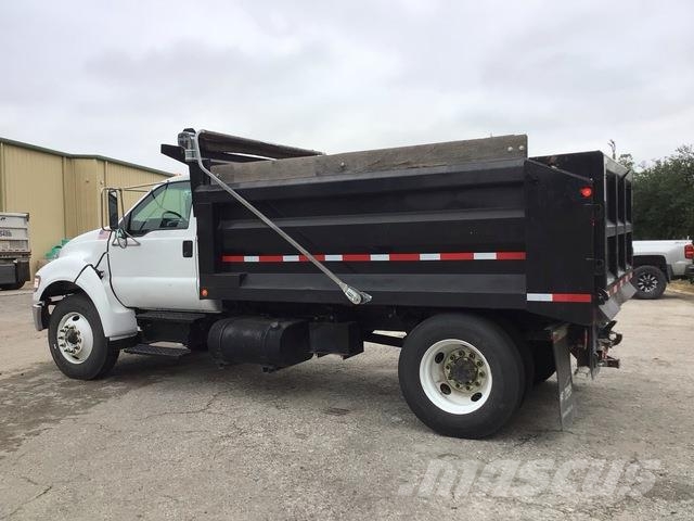 Ford F-650 Самосвал