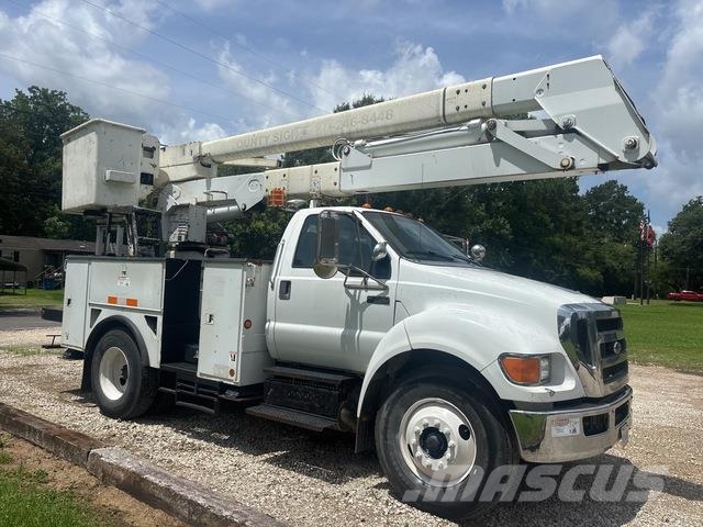 Ford F-750 Piattaforme autocarrate