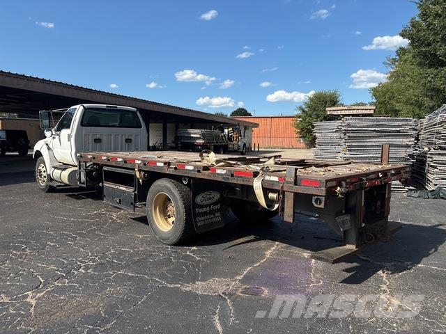 Ford F-750 Flatbed kamyonlar