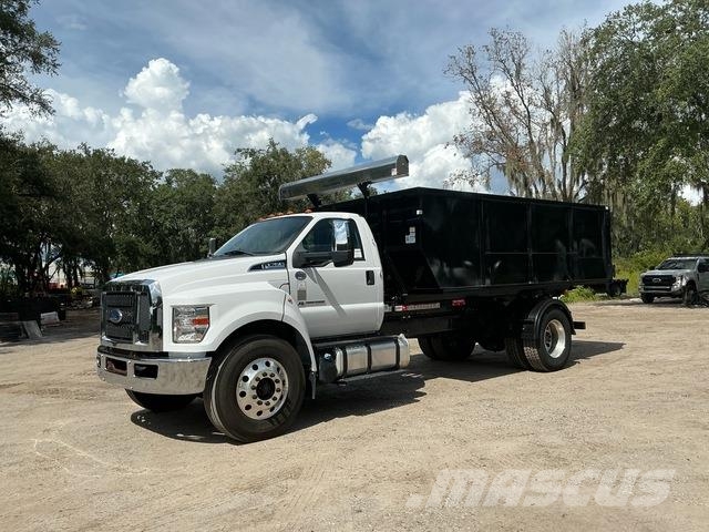 Ford F-750 Komunalni tovornjaki