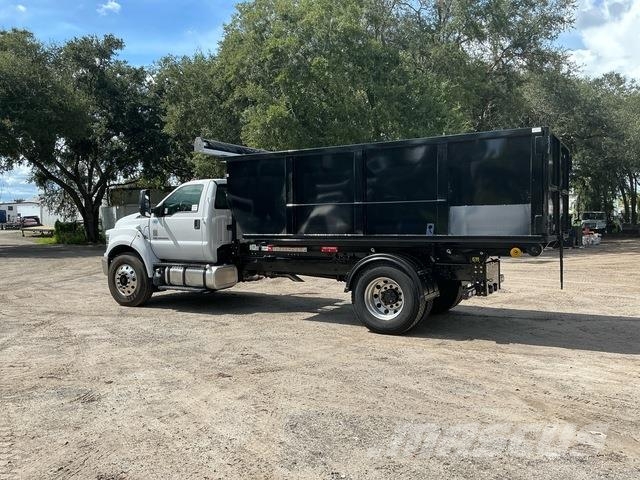 Ford F-750 Komunalni tovornjaki